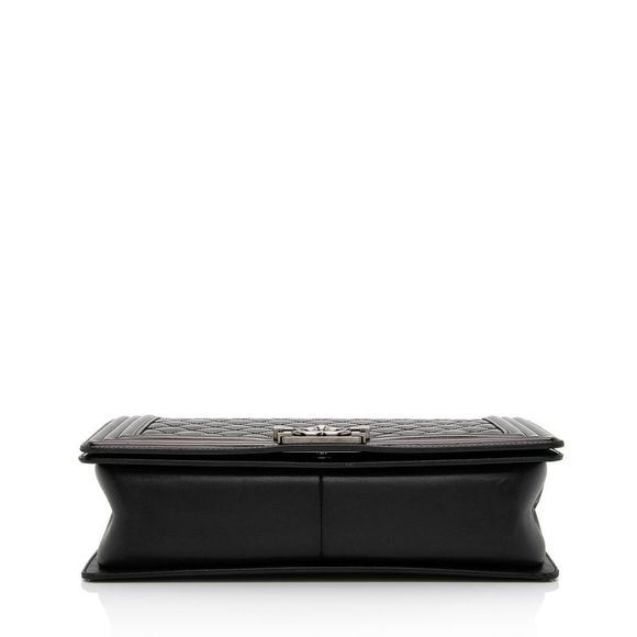 Chanel Patent Leather New Medium Boy Bag - Picture 4 of 15